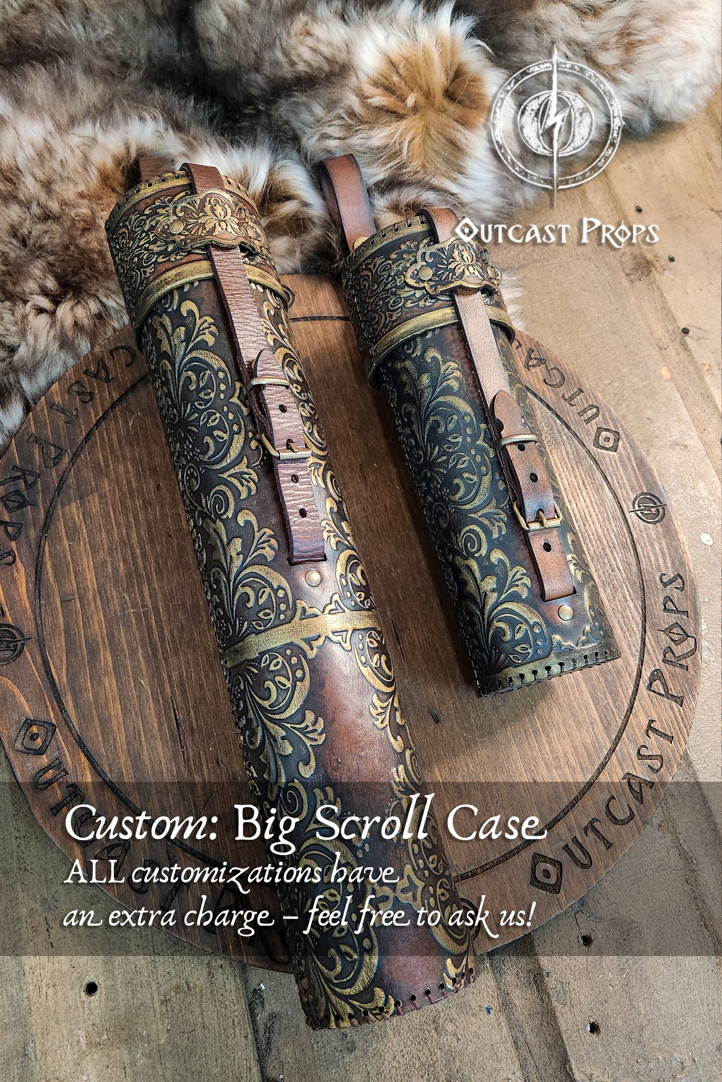 Two leather scroll cases resting on a wooden ritual plate surrounded by fur. Both feature intricate gold tooling over dark brown and green leather, closed with adjustable straps and decorative buckles. Perfect for carrying large documents, cosplay accessories or magical props. A top choice for LARP gear, wizard costume accessories or fantasy spellcaster equipment. Custom made by Outcast Props with artisanal techniques and historical style.