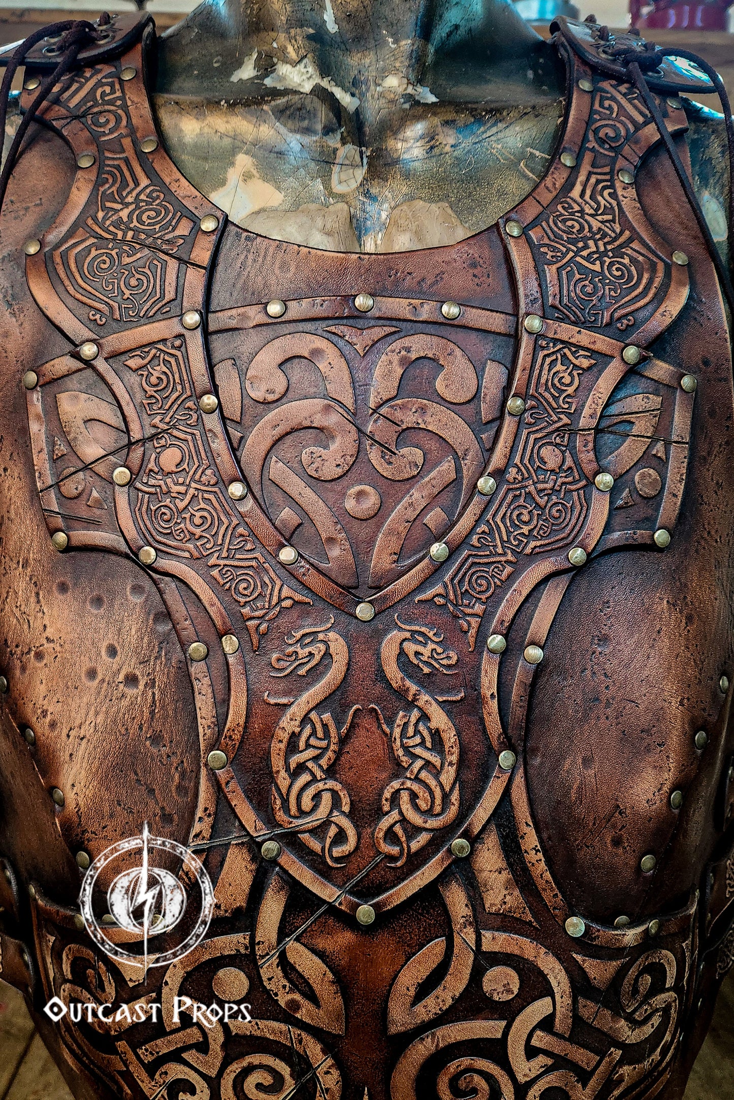 Sedrik leather warrior armor set