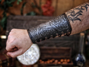 Shadowbinder bracer for mages & wizards, sorcerer vambarce for larp costume and wizardry cosplay leather witchcraft handmade