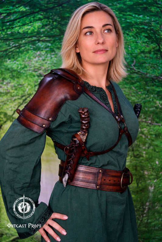 Shoulder Pauldron Dagger X Harness