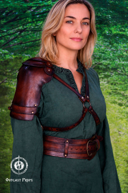 Shoulder Pauldron Dagger X Harness