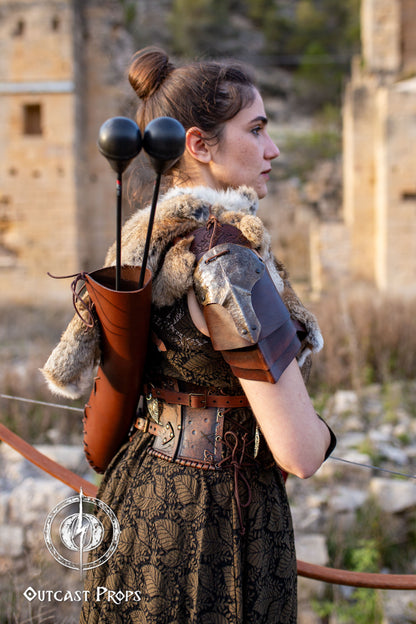 Leather quiver elven quiver archery quiver arrow quiver larp quiver elf quiver bow quiver leather arrow quiver quivers for arrows cosplay. Person in medieval or fantasy costume with armor and weapon, standing in an outdoor setting.