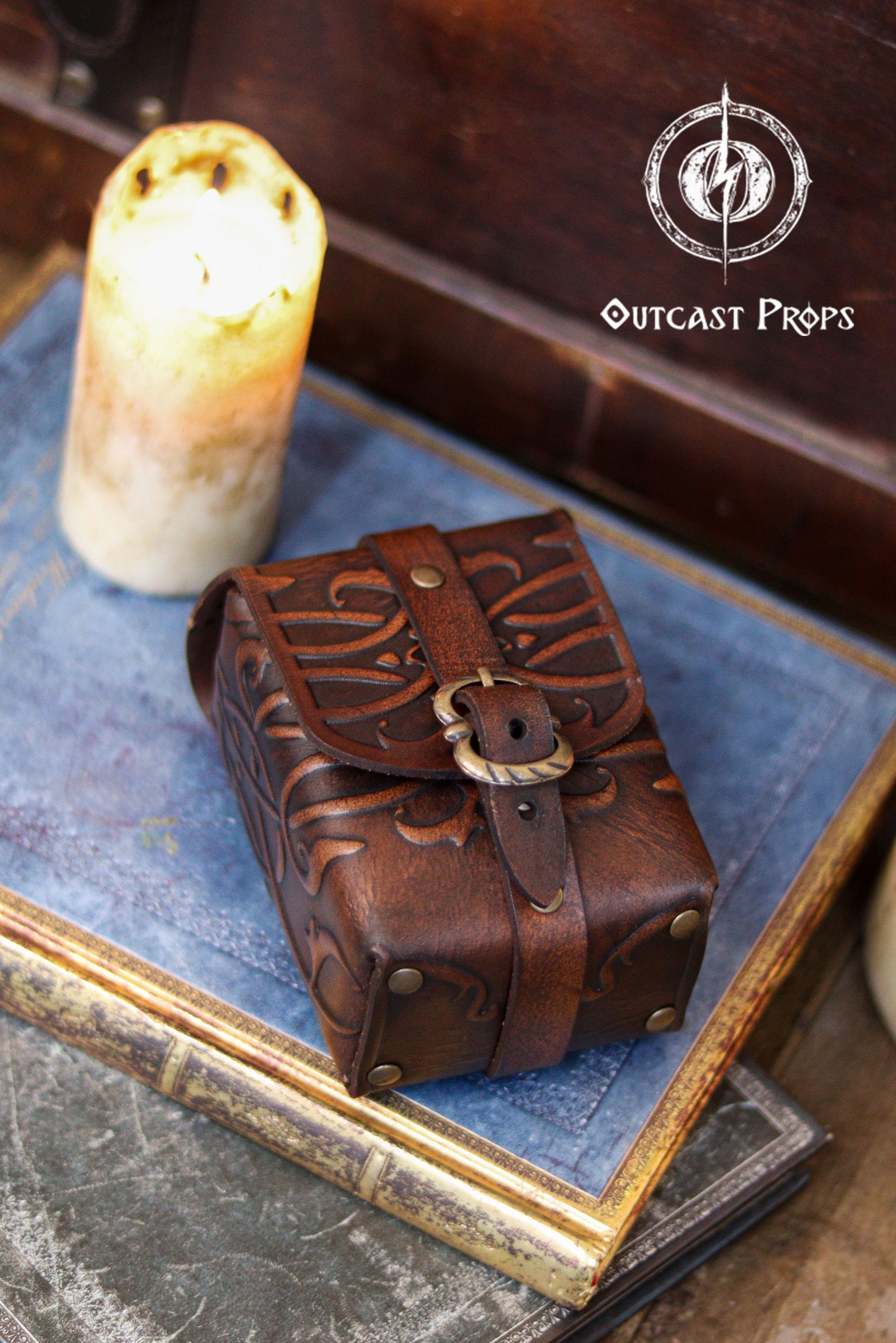 Ornated Tobacco Pouch Small Leather Bag