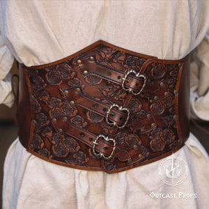 Elegant Floral Underbust Leather Corset - Handcrafted Rose Design for Larp, Reinassance Faire & Cosplay