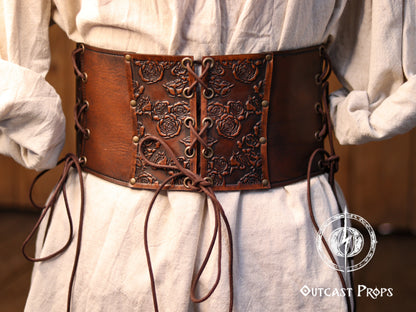 Elegant Floral Underbust Leather Corset - Handcrafted Rose Design for Larp, Reinassande Faire & Cosplay