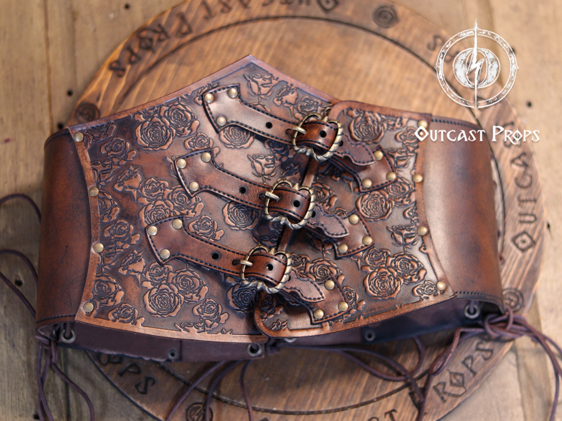 Elegant Floral Underbust Leather Corset - Handcrafted Rose Design for Larp, Reinassande Faire & Cosplay