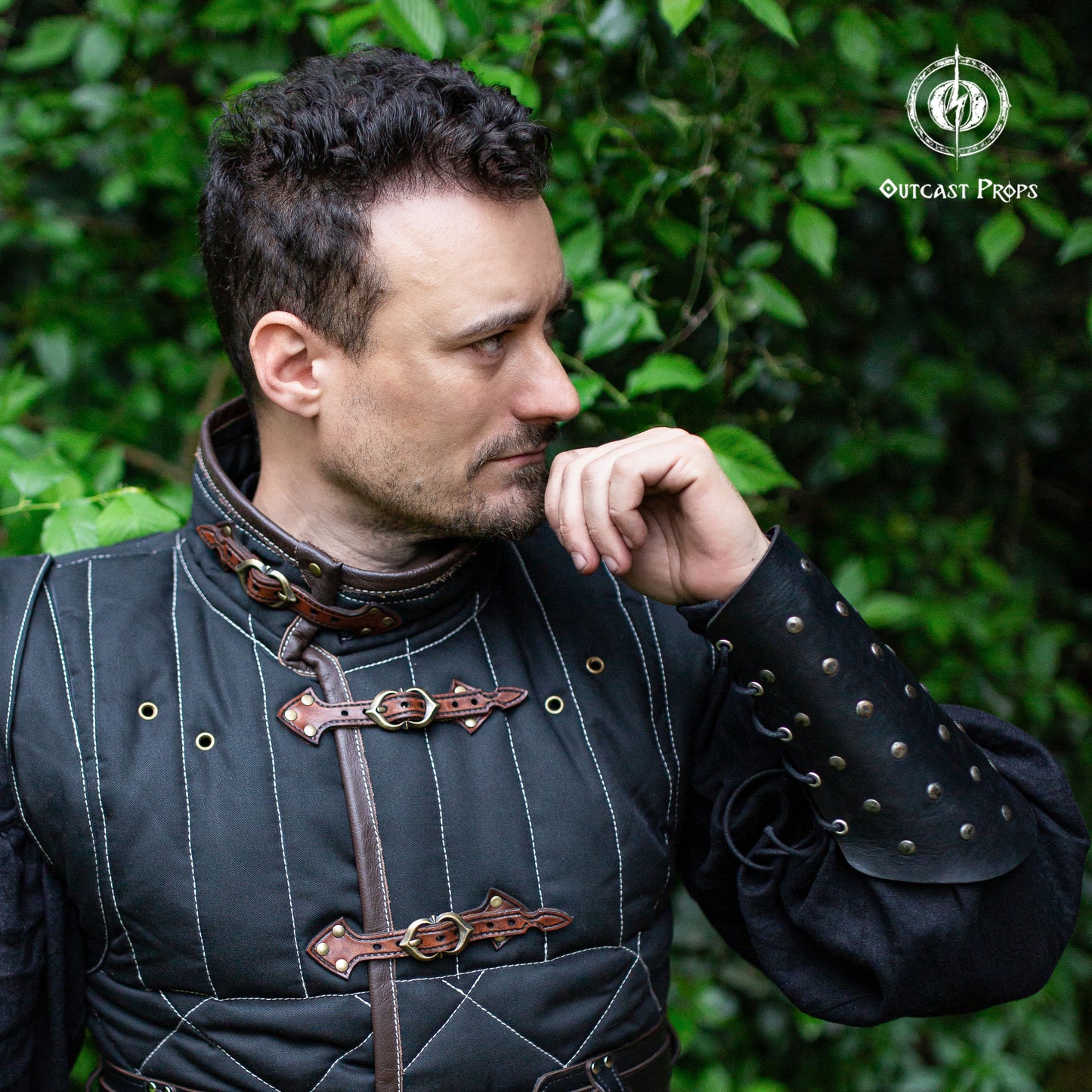 Dragon Ridser Studded leather Bracers