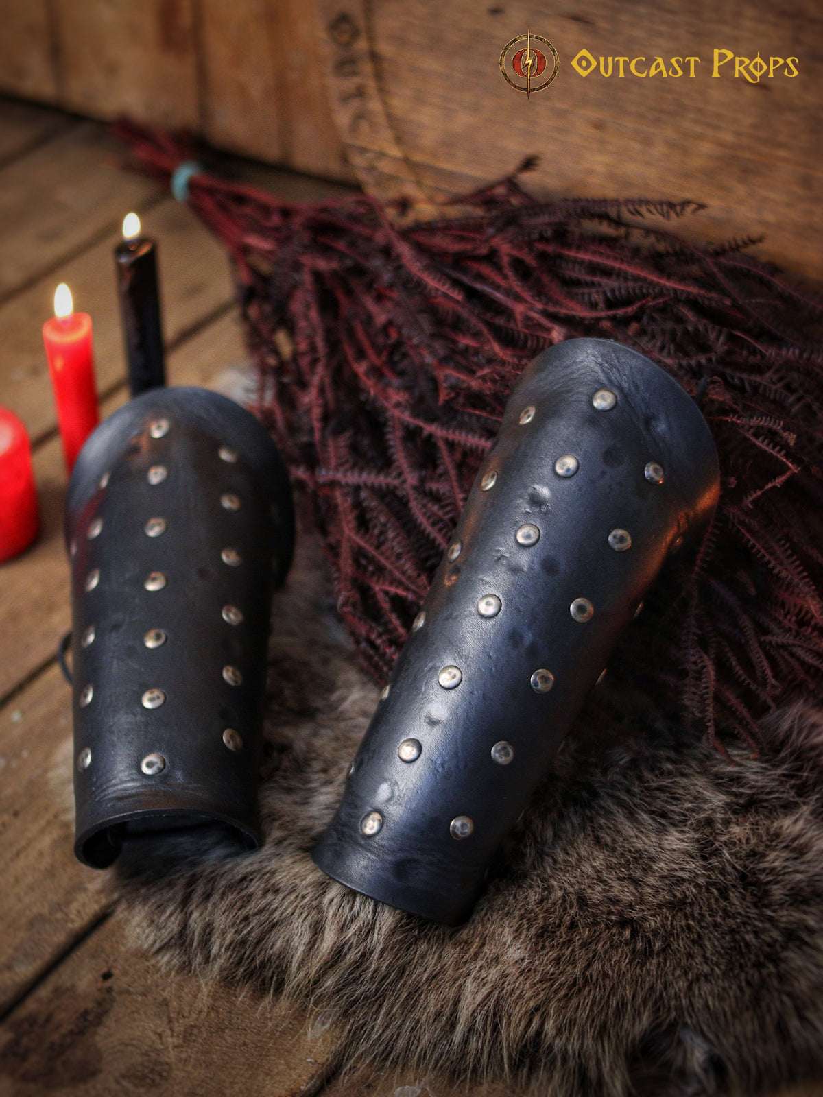 Dragon Ridser Studded leather Bracers