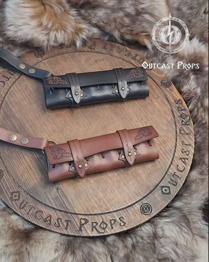 6 Small Potion leather case, vertical belt kit for LARP, Cosplay and Costume. Easily Carry six strong cristal bottle with cork