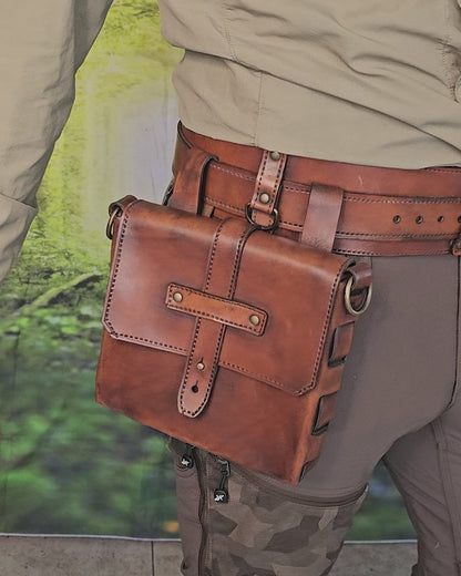 Bushcraft Leather Belt Pouch