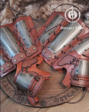 Samurai armor iron bracers, Samurai cosplay armoured leather pair of bracers for larp, leather and Iron bracers for post apocalyptic costume