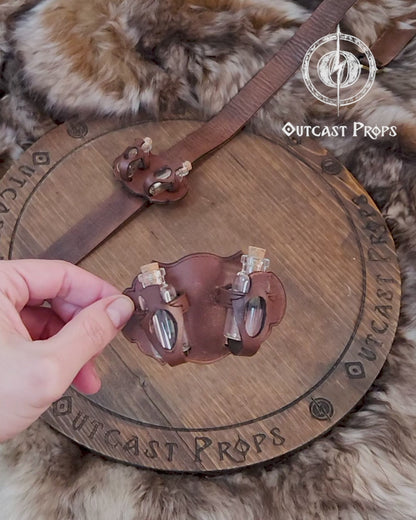 Belt Potion holder for two small bottles. Made of leather for adventurers, steampunk, alchemist, healers, cosplay or just to keep spices
