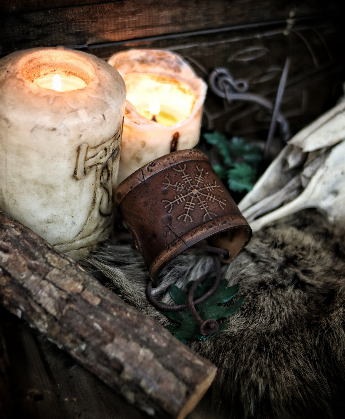 Aegishjalmur Leather Wristband, Galdrastafir Viking Cuff,  Ægishjálmr Icelandic rune Helm of Awe leather embossed bracelet, LARP, cosplay