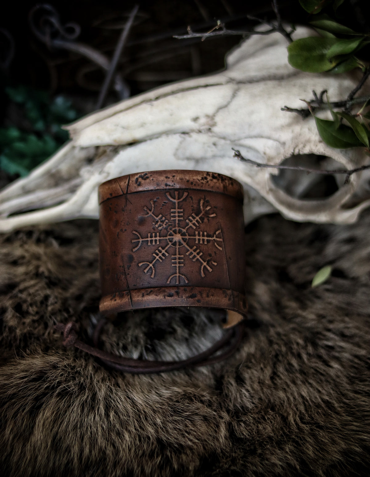 Aegishjalmur Leather Wristband, Galdrastafir Viking Cuff,  Ægishjálmr Icelandic rune Helm of Awe leather embossed bracelet, LARP, cosplay
