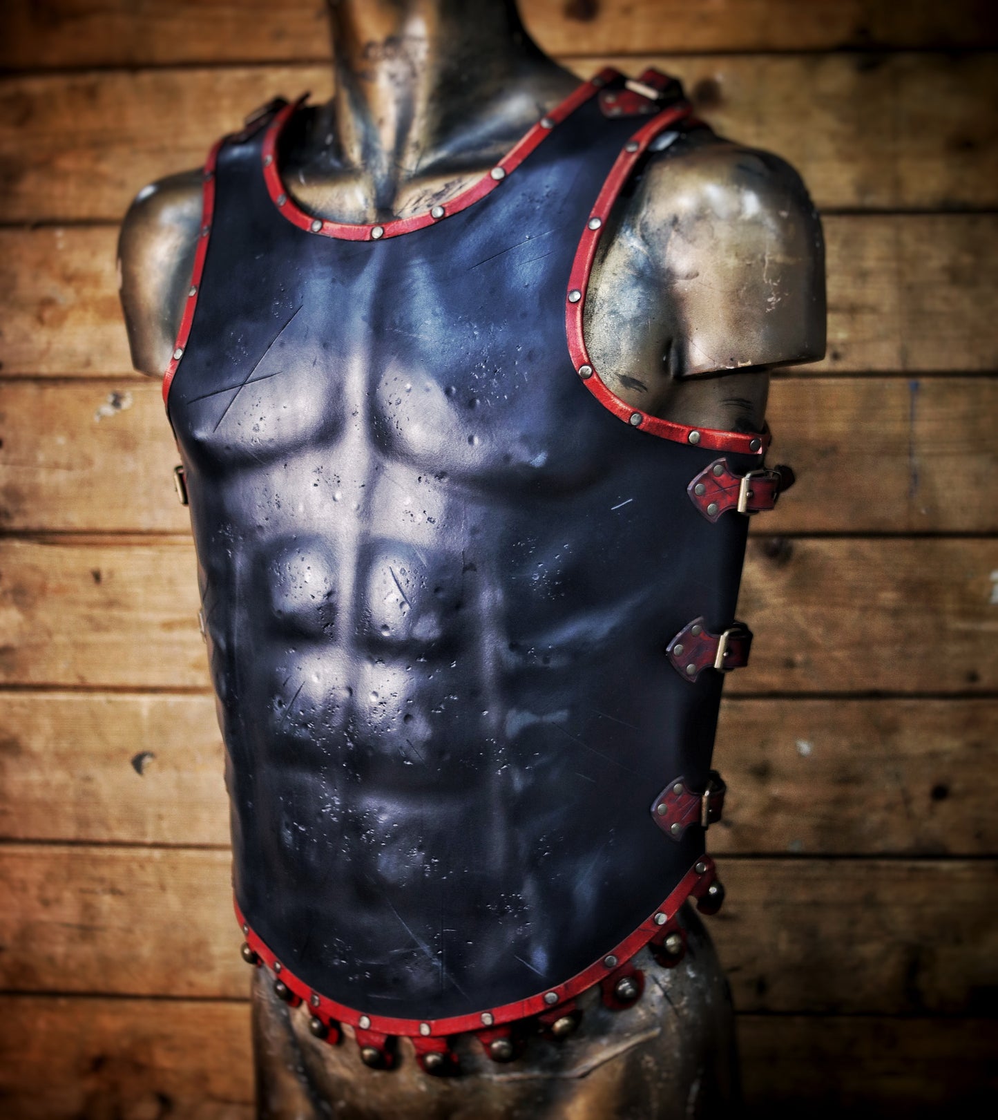 Leather Roman Musculata – Outcast Props