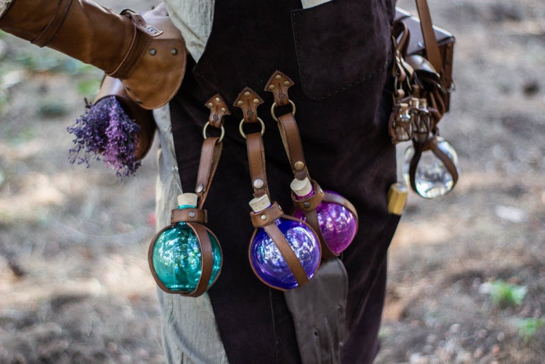 Potion Bottle with Leather Holder. Safe Flask DRINKING Bottle for Larp, Costume and Cosplay. Alchemist, Steampunk. No crystal. Made of PET